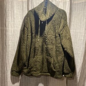 Dark green Sherpa quarter zip / turtleneck sweater with front pocket
